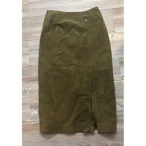 Casual Corner leather suede skirt size 10‎